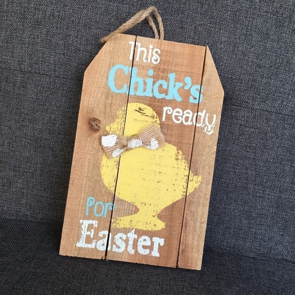“This Chick’s Ready for Easter” Wooden Hanging Sign - Picture 13 of 13